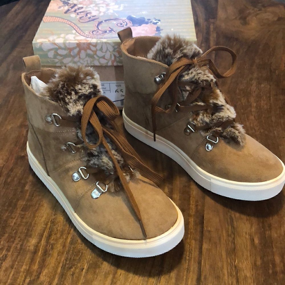 Very G Desert Dancer Shayne Boot-Tan